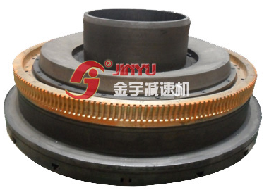 精密無間隙雙導(dǎo)程蝸輪蝸桿副在具有旋轉(zhuǎn)給進(jìn)運(yùn)動(dòng)或分度運(yùn)動(dòng)的數(shù)控機(jī)床上應(yīng)用廣泛