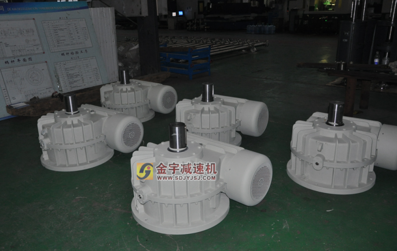 平面二次包絡減速機