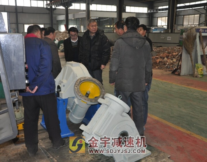 減速機(jī),減速器,蝸輪蝸桿減速機(jī),蝸輪蝸桿副,蝸輪減速機(jī),蝸桿減速機(jī),平面二次包絡(luò)減速機(jī),包絡(luò)減速機(jī),非標(biāo)減速機(jī),減速機(jī)型號,RV精密減速機(jī),雙導(dǎo)程精密蝸輪蝸桿副,微型減速機(jī),礦山用減速機(jī),鋼廠專用減速機(jī),硬齒面減速機(jī),立式減速機(jī),臥式減速機(jī),圓弧齒蝸輪蝸桿減速機(jī),切紙機(jī)專用減速機(jī),輪胎定型硫化機(jī),金宇減速機(jī) 減速機(jī),減速器,蝸輪蝸桿減速機(jī),蝸輪蝸桿副,蝸輪減速機(jī),蝸桿減速機(jī),平面二次包絡(luò)減速機(jī),包絡(luò)減速機(jī),非標(biāo)減速機(jī),減速機(jī)型號,RV精密減速機(jī),雙導(dǎo)程精密蝸輪蝸桿副,微型減速機(jī),礦山用減速機(jī),鋼廠專用減速機(jī),硬齒面減速機(jī),立式減速機(jī),臥式減速機(jī),圓弧齒蝸輪蝸桿減速機(jī),切紙機(jī)專用減速機(jī),輪胎定型硫化機(jī),金宇減速機(jī)