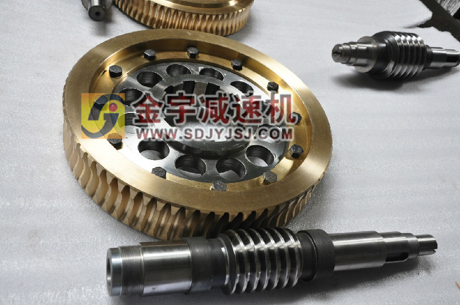 1532418944899730.jpg 平面二次包絡(luò)減速機(jī)