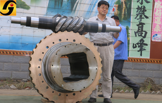 1541406346293743.jpg 平面二次包絡減速機