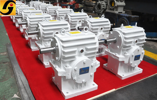 減速機,減速器,蝸輪蝸桿減速機,蝸輪蝸桿副,蝸輪減速機,蝸桿減速機,平面二次包絡減速機,包絡減速機,非標減速機,減速機型號,RV精密減速機,雙導程精密蝸輪蝸桿副,微型減速機,礦山用減速機,鋼廠專用減速機,硬齒面減速機,立式減速機,臥式減速機,圓弧齒蝸輪蝸桿減速機,切紙機專用減速機,輪胎定型硫化機,金宇減速機 減速機,減速器,蝸輪蝸桿減速機,蝸輪蝸桿副,蝸輪減速機,蝸桿減速機,平面二次包絡減速機,包絡減速機,非標減速機,減速機型號,RV精密減速機,雙導程精密蝸輪蝸桿副,微型減速機,礦山用減速機,鋼廠專用減速機,硬齒面減速機,立式減速機,臥式減速機,圓弧齒蝸輪蝸桿減速機,切紙機專用減速機,輪胎定型硫化機,金宇減速機