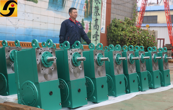 平面二次包絡減速機