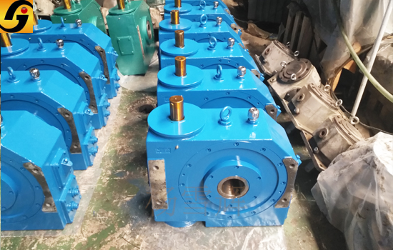 平面二次包絡減速機