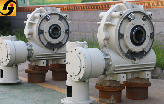 平面二次包絡(luò)減速機(jī) 平面二次包絡(luò)減速機(jī)