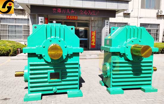 平面二次包絡(luò)減速機 平面二次包絡(luò)減速機