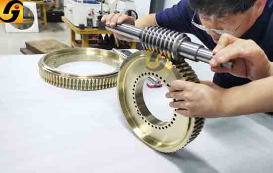 平面二次包絡減速機