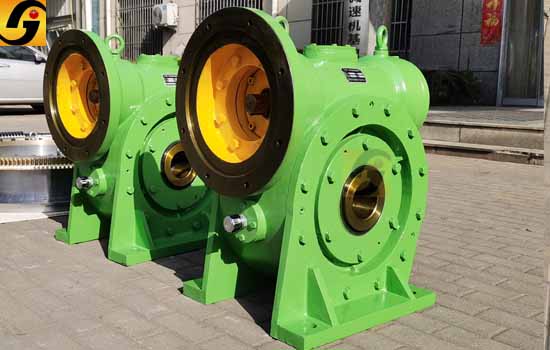 平面二次包絡減速機