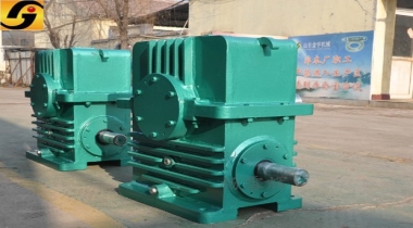 HWB直廊環面蝸桿減速器