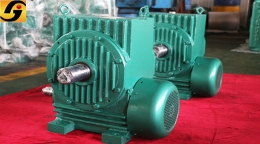 KWU錐面包絡圓柱蝸桿減速器