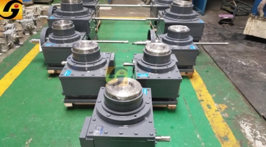 鋼廠專用平面二次包絡蝸輪蝸桿減速機