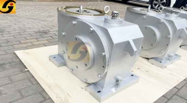 鋼廠盤車用PWS250蝸輪蝸桿減速機