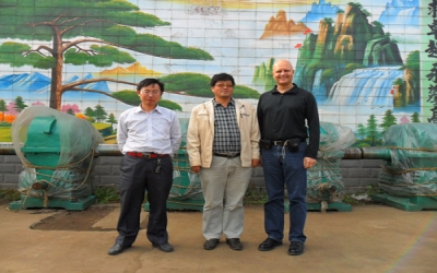 德國客戶來我公司調研二次包絡減速機