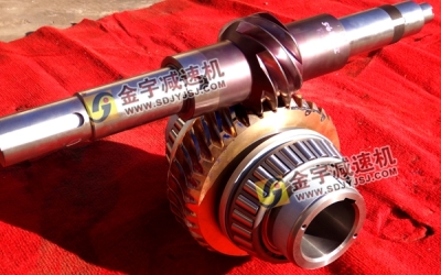 金宇減速機多頭蝸輪蝸桿減速機的設計與研發