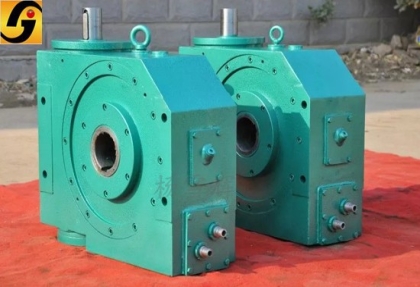 鋼廠連鑄機用A225平面二次包絡減速機