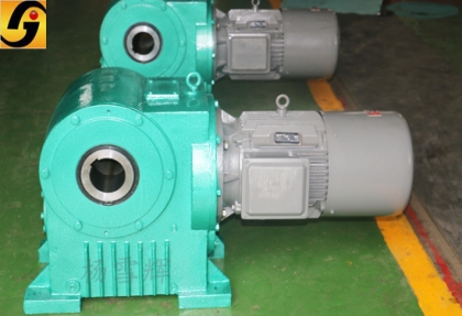 RD-4-240鋼廠連鑄機用二次包絡減速機