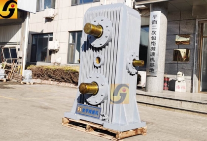 單輸入雙輸出800減速機應(yīng)用到鋰電行業(yè)