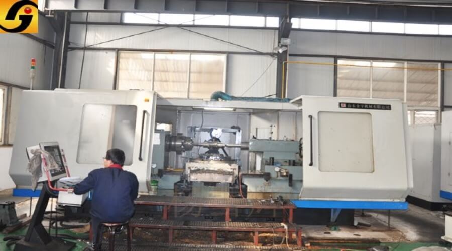 大型數控環面包絡機床GJK75加工蝸桿